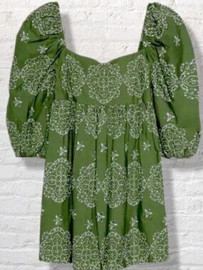 ZARA Beautiful summer dress with embroidery to wear casual/chic  or boho style.